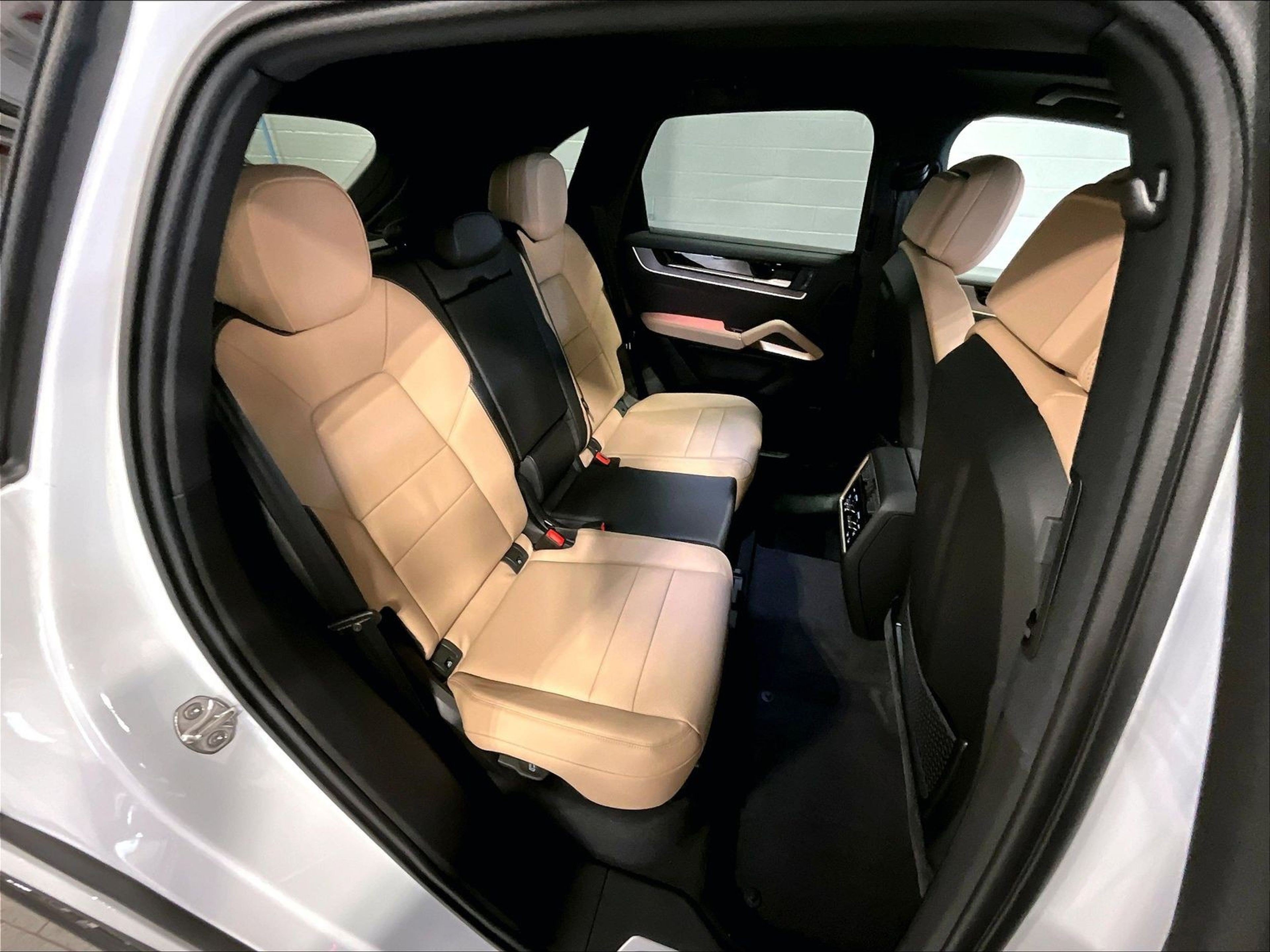 New 2026 Porsche Cayenne AWD/4WD image 21