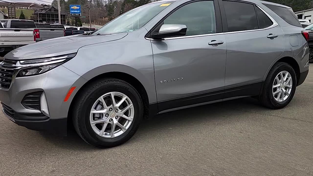 Used 2024 Chevrolet Equinox LT FWD image 4