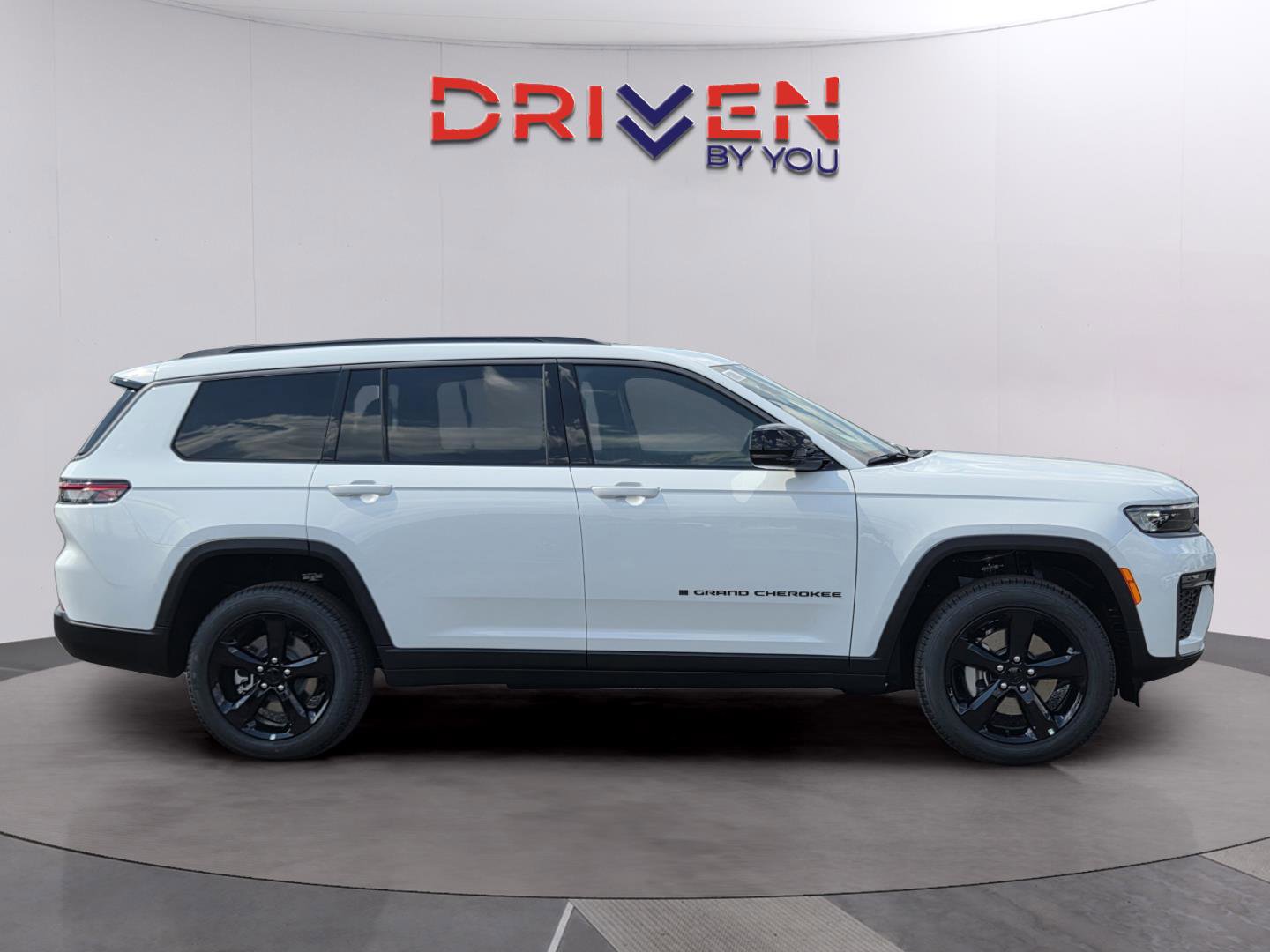 New 2026 Jeep Grand Cherokee L Limited image 6