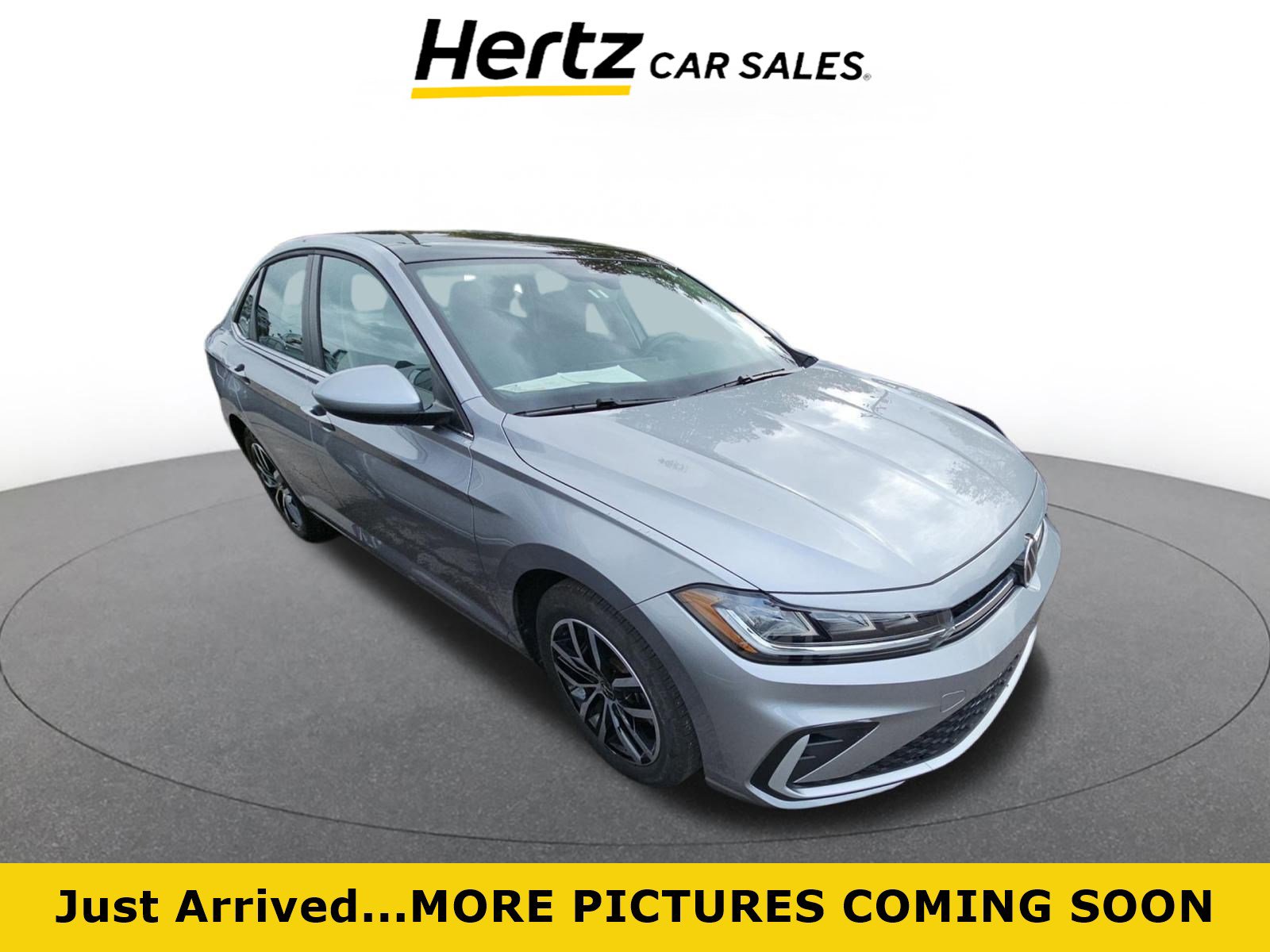 Used 2025 Volkswagen Jetta SE