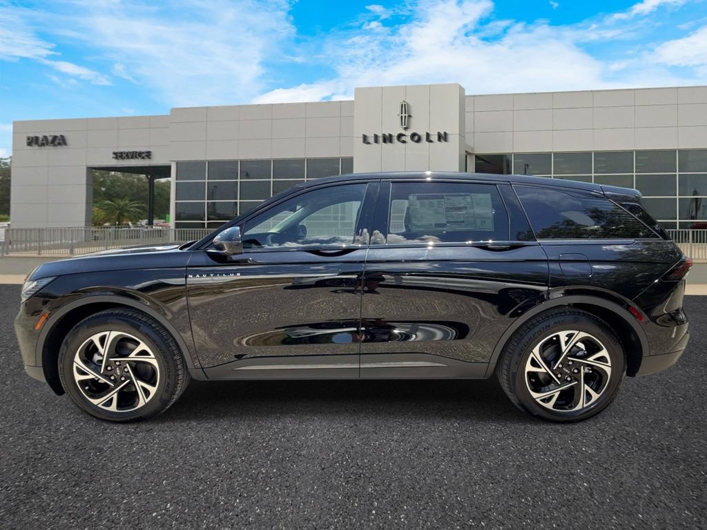 New 2026 Lincoln Nautilus Premier w/ Equipment Group 102A AWD/4WD image 9