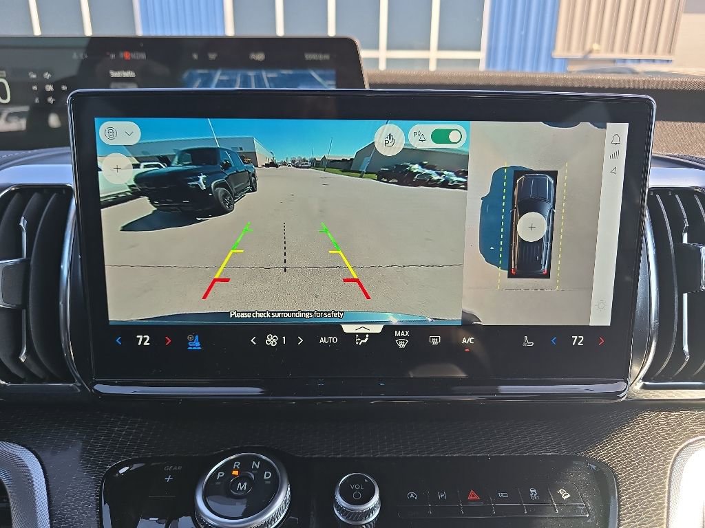 Used 2025 Ford Expedition Platinum w/ Stealth Performance Package AWD/4WD image 35