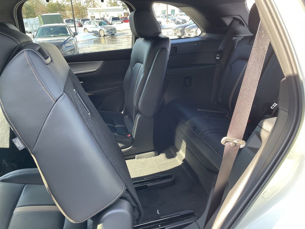 New 2026 MAZDA CX-90 3.3 Turbo w/ Premium Plus Pkg image 16