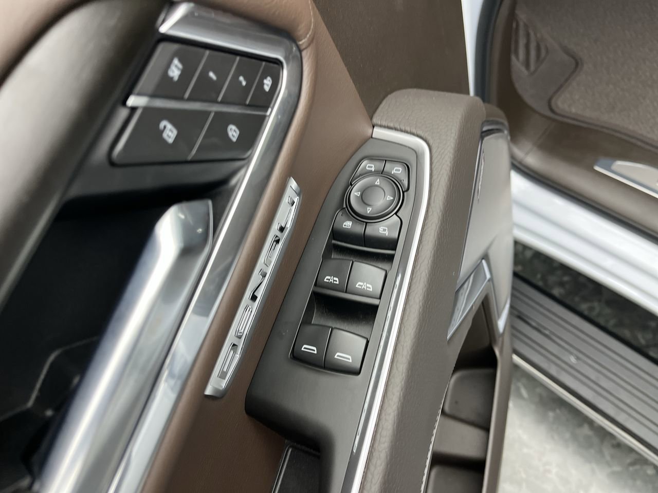 Used 2026 GMC Sierra 1500 Denali w/ Denali Reserve Package image 10