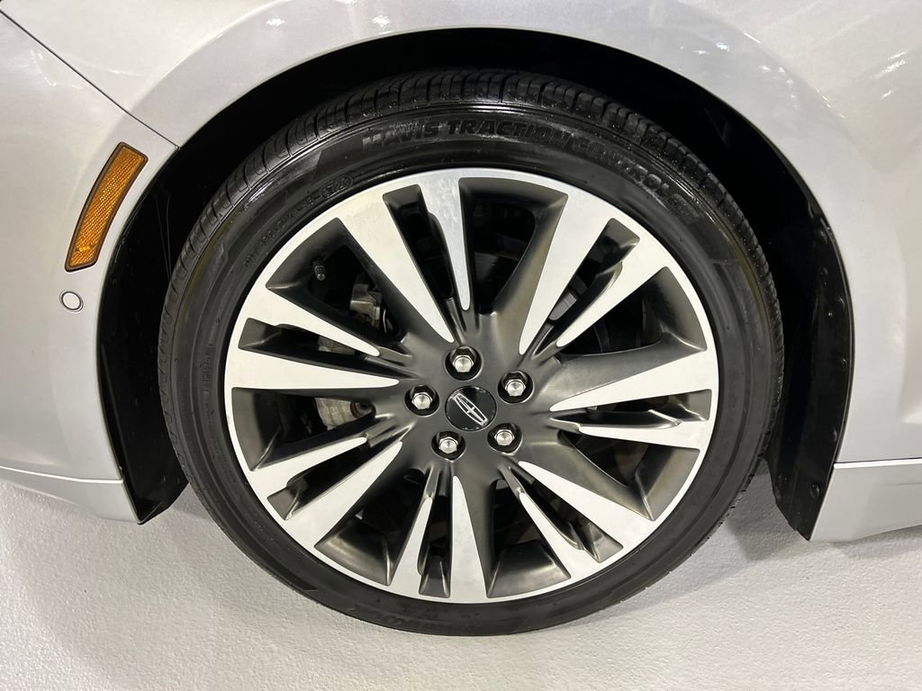 Certified 2020 Lincoln MKZ Reserve w/ Elements Package AWD/4WD image 8