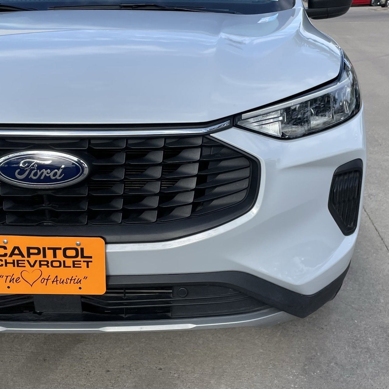 Used 2025 Ford Escape Active image 9