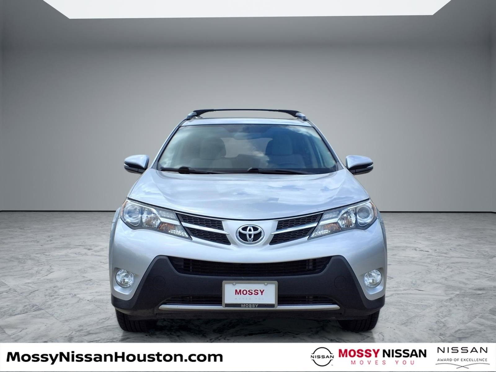 Used 2013 Toyota RAV4 XLE image 3