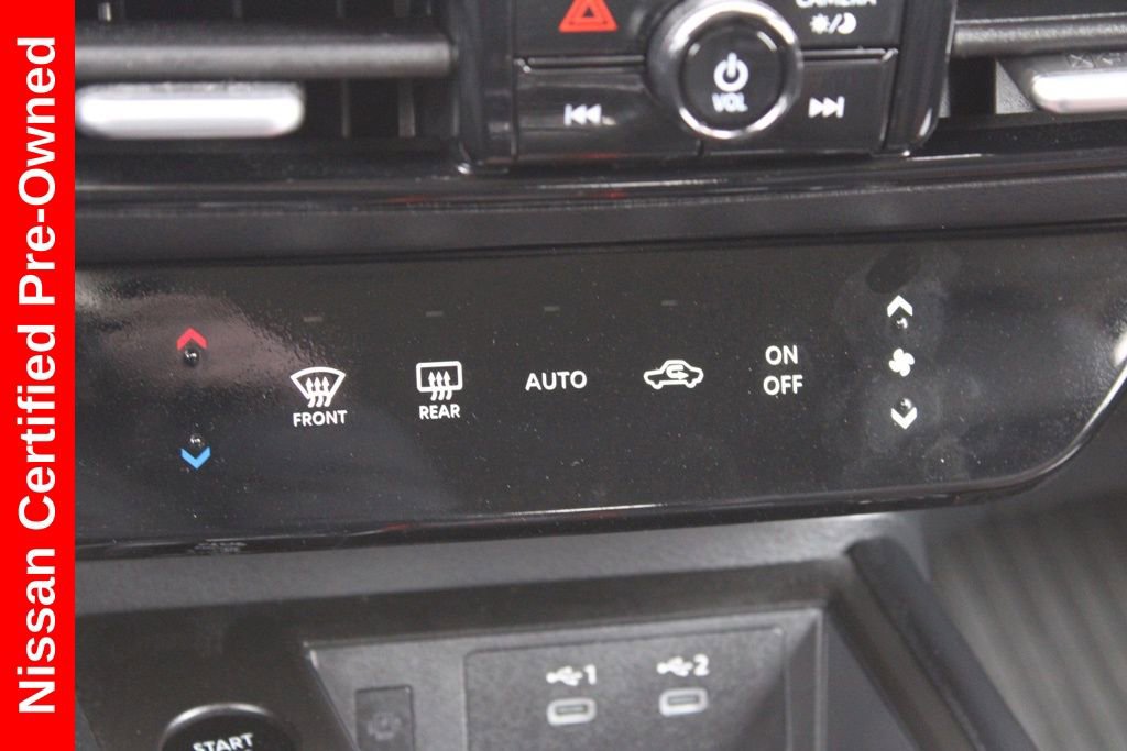 Certified 2025 Nissan Kicks SR w/ Illumination Package image 36