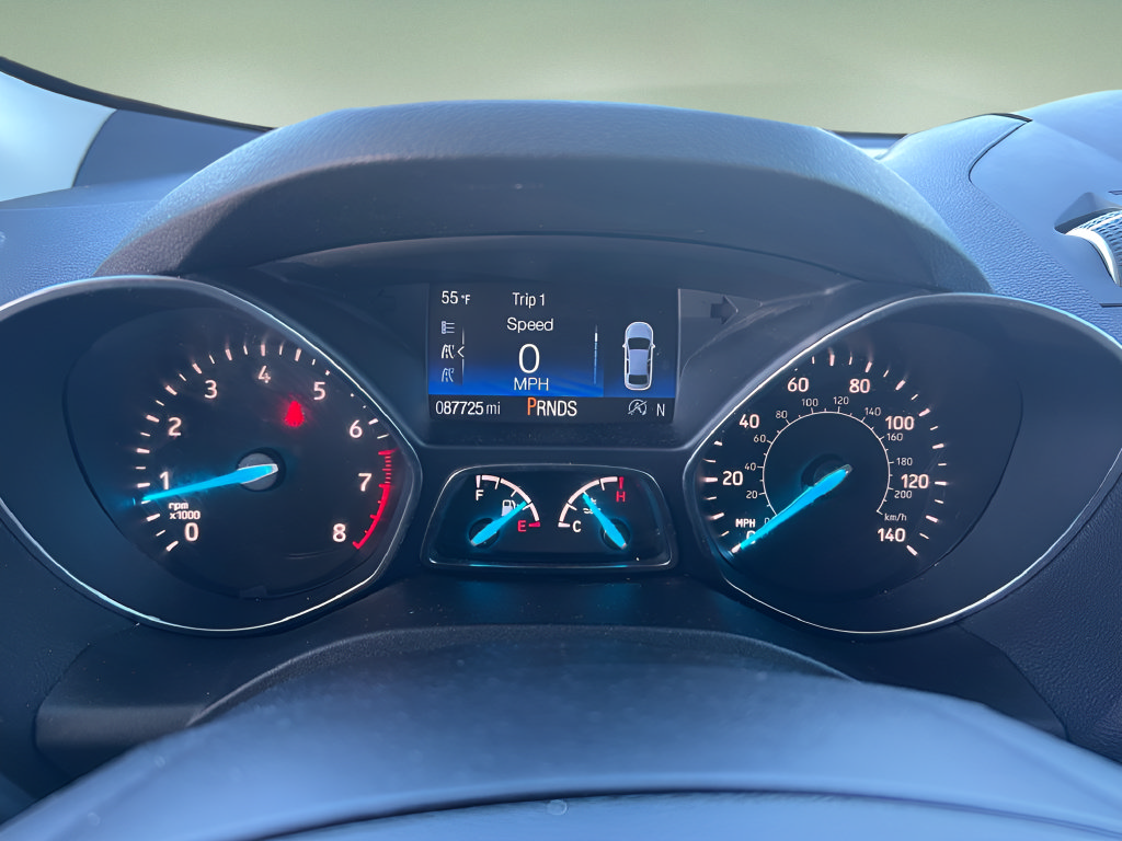 Used 2018 Ford Escape SEL FWD image 22