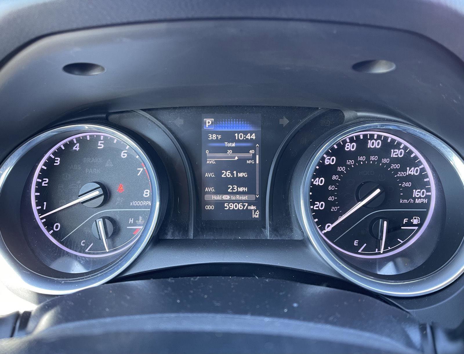 Used 2019 Toyota Camry LE image 7