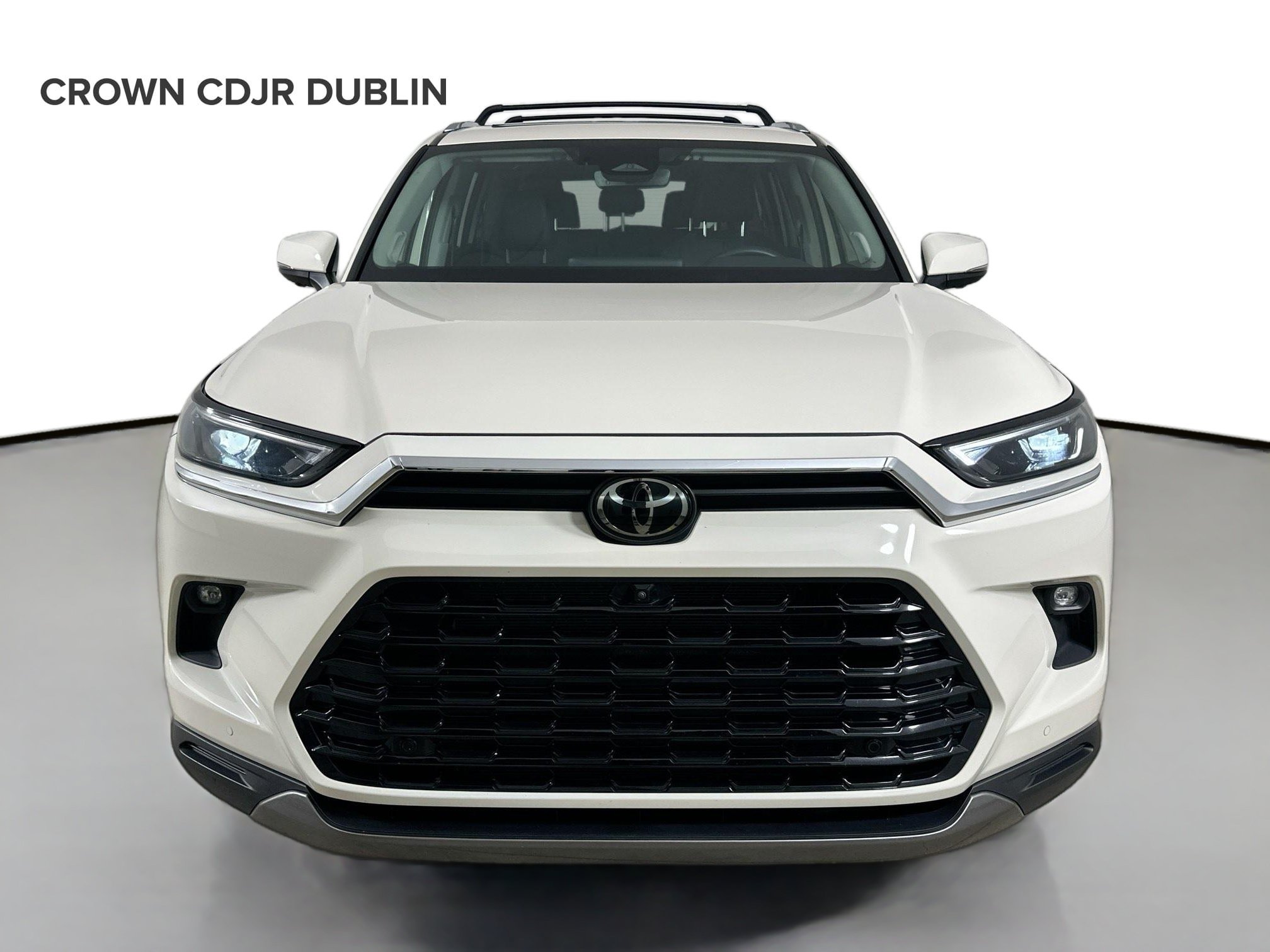 Used 2024 Toyota Grand Highlander AWD image 2