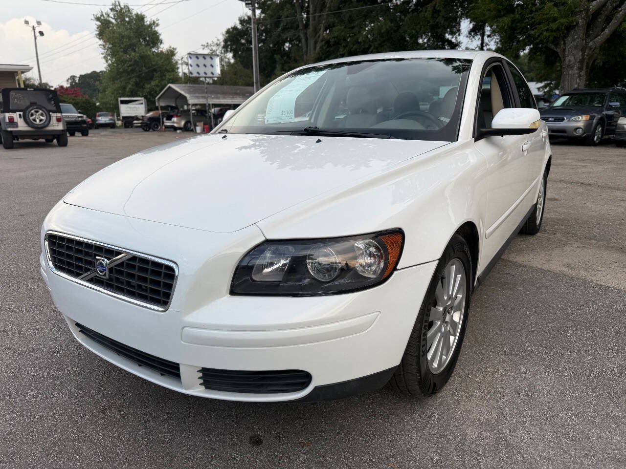 Used 2005 Volvo S40 2.4i FWD image 1
