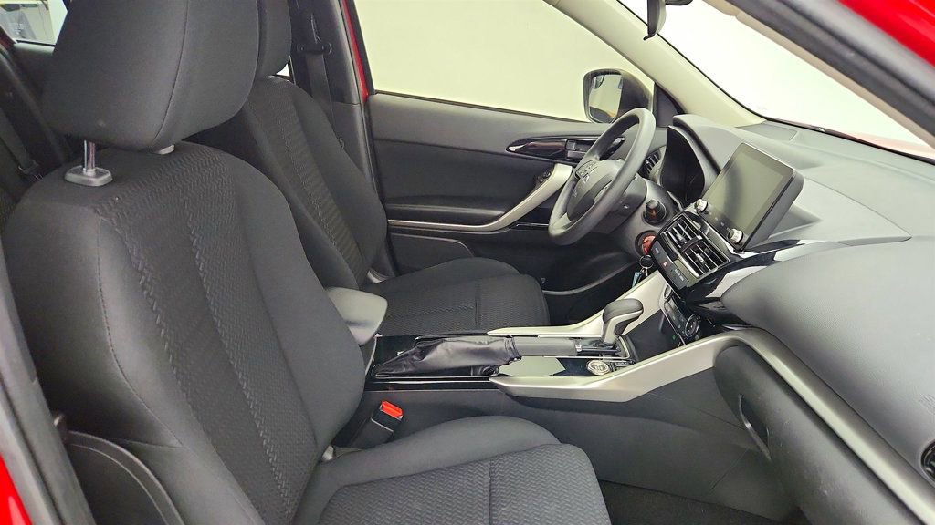 Used 2023 Mitsubishi Eclipse Cross LE image 22
