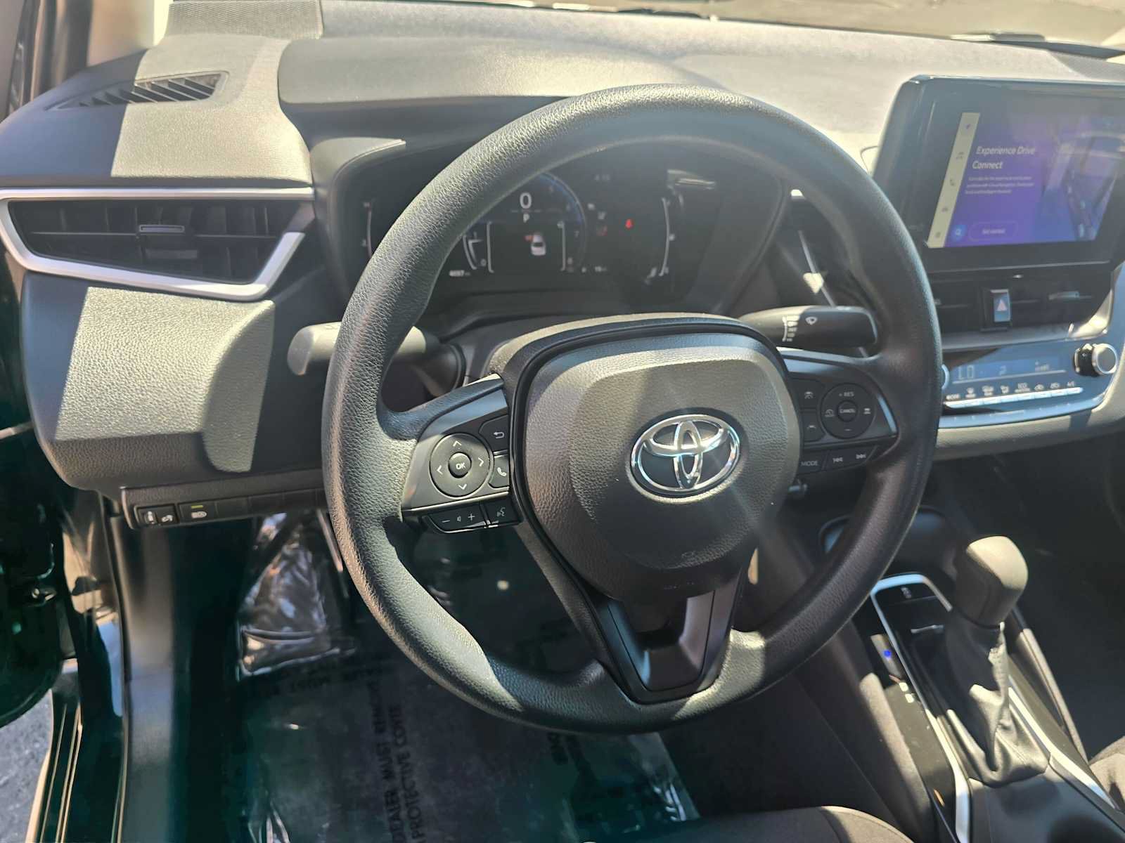 Used 2026 Toyota Corolla LE FWD image 24