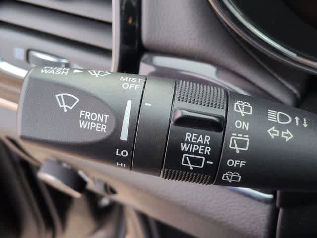 Used 2020 Jeep Grand Cherokee Overland image 27