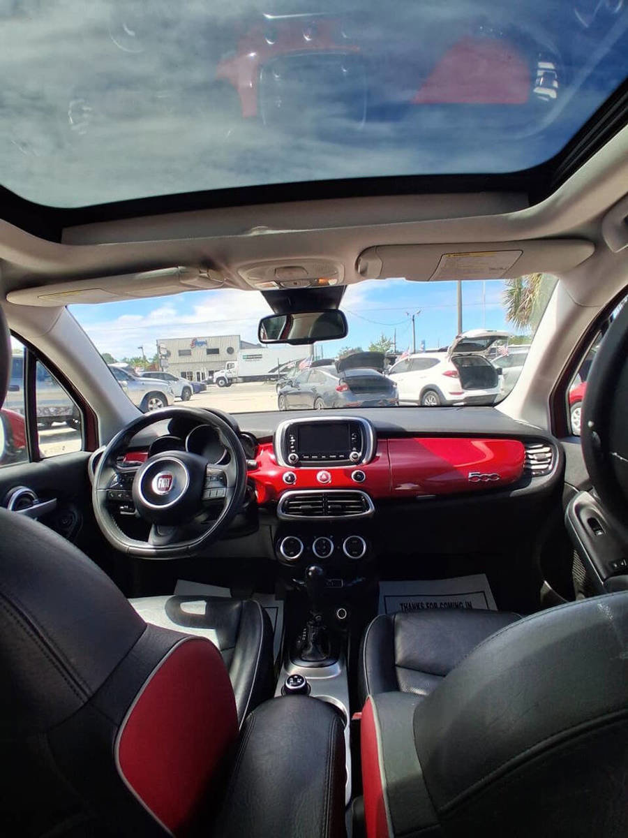 Used 2016 FIAT 500X Lounge FWD image 10