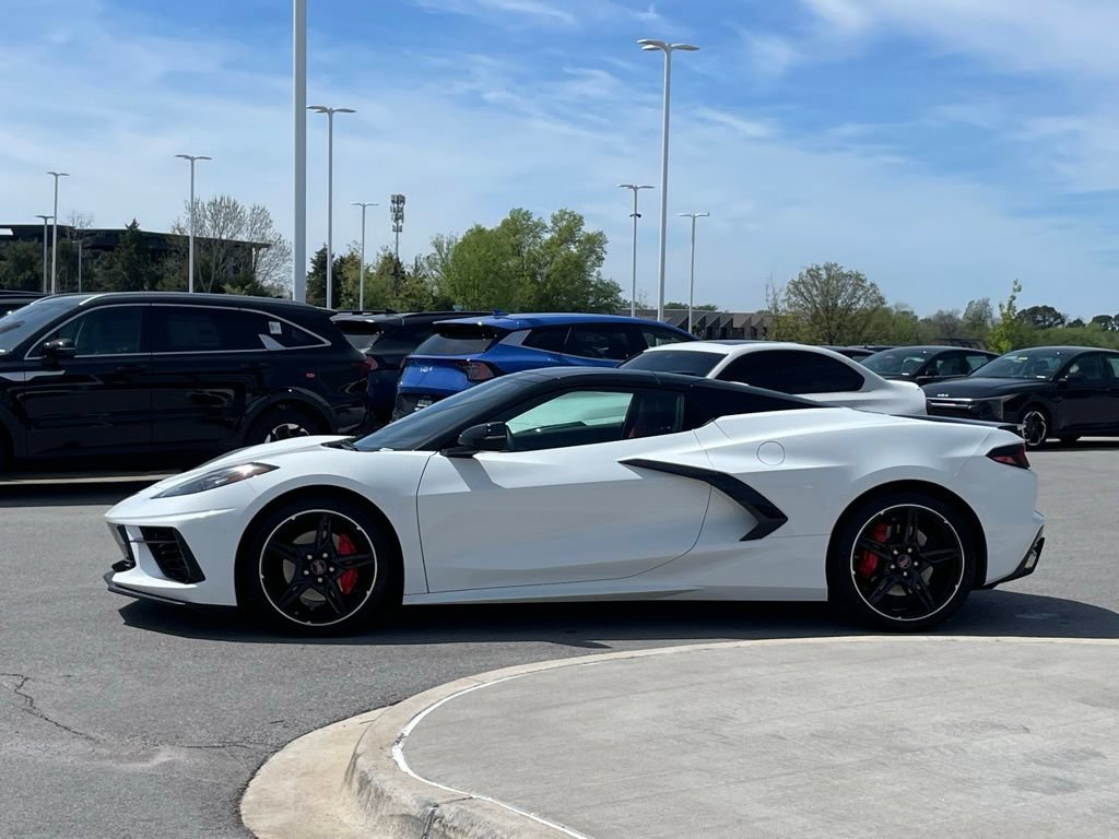Used 2024 Chevrolet Corvette Stingray Premium Conv RWD image 4