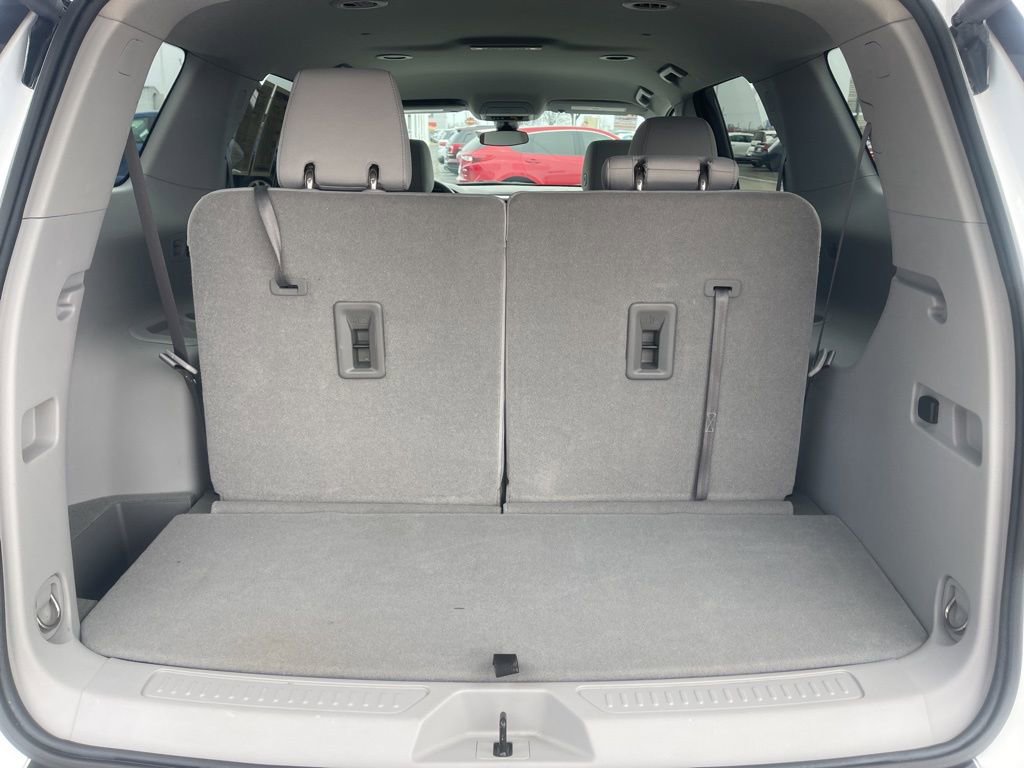 Certified 2023 GMC Acadia SLE w/ Driver Convenience Package image 13