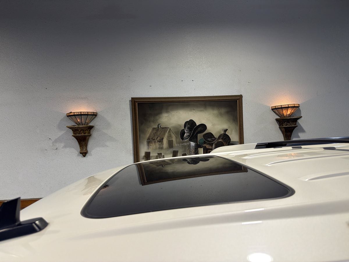 Used 2014 GMC Yukon Denali RWD image 11