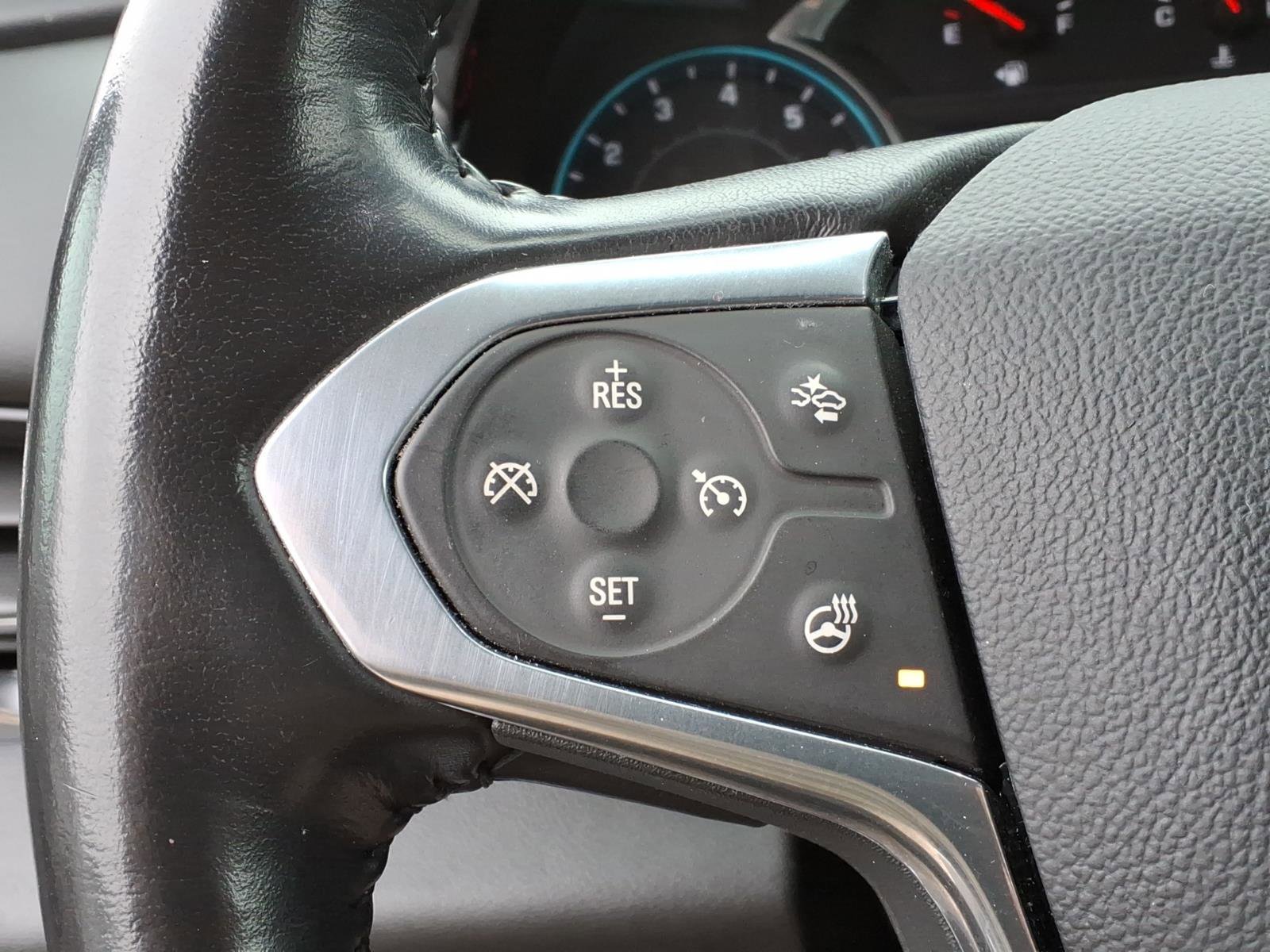 Used 2020 Chevrolet Traverse LT image 18