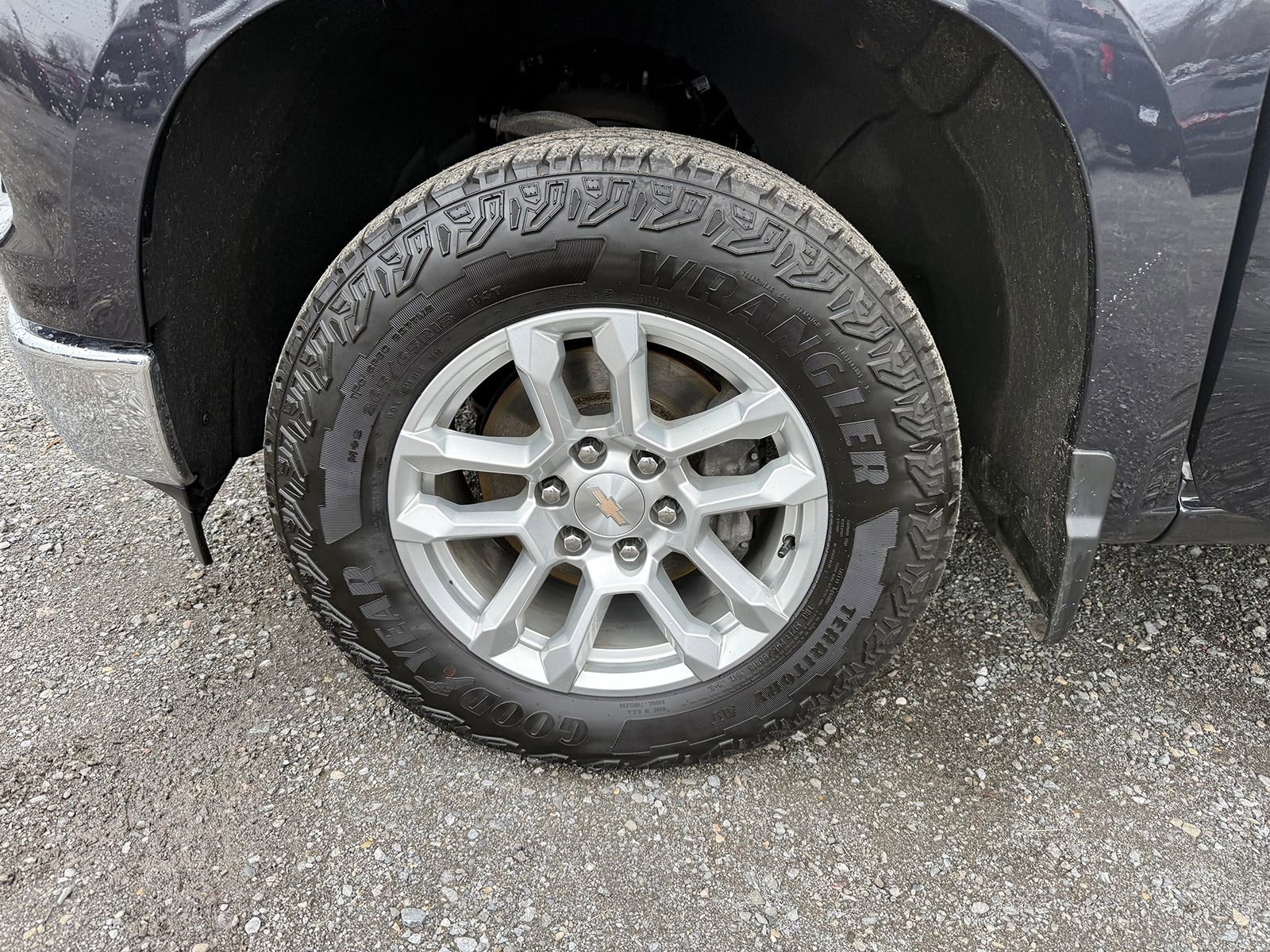Certified 2024 Chevrolet Silverado 1500 LT AWD/4WD image 12