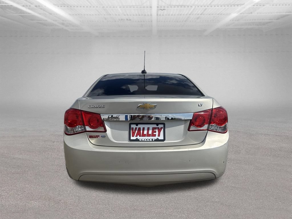Used 2015 Chevrolet Cruze LT FWD image 13
