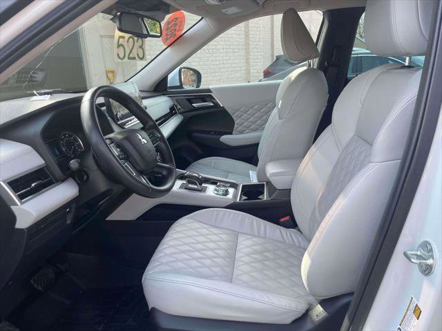 Used 2022 Mitsubishi Outlander SEL image 14