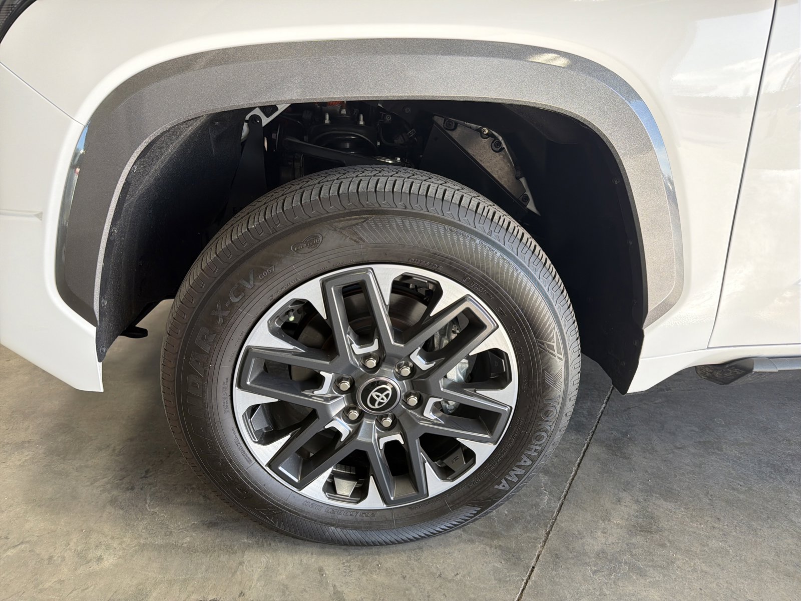 Used 2025 Toyota Tundra Limited image 9