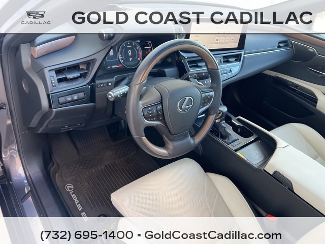 Used 2023 Lexus ES 350 Ultra Luxury image 16