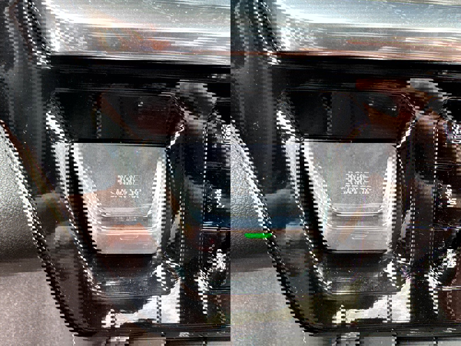 New 2026 GMC Sierra 3500 Denali Ultimate w/ LPO, Black Badging Package image 32