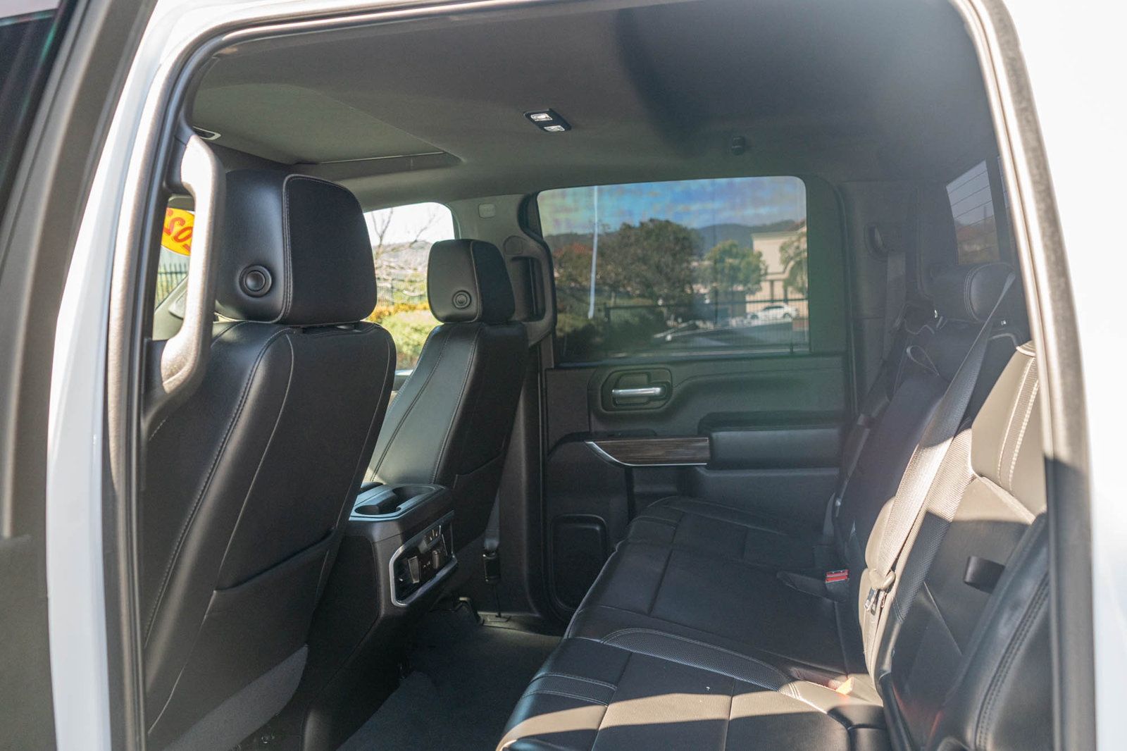 Used 2022 Chevrolet Silverado 3500 High Country w/ Z71 Off-Road Package AWD/4WD image 17
