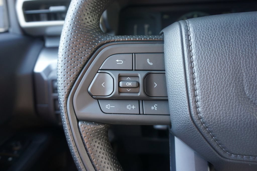 New 2026 Toyota Tacoma SR5 AWD/4WD image 4