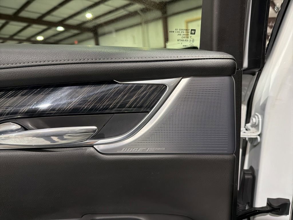 Used 2023 Cadillac XT6 Premium Luxury image 38