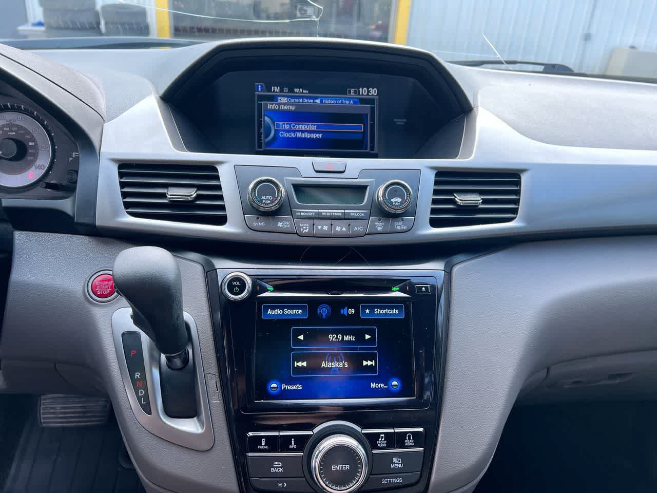 Used 2017 Honda Odyssey SE image 18