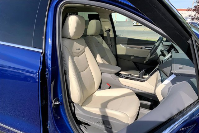Used 2023 Cadillac XT5 Premium Luxury AWD/4WD image 6