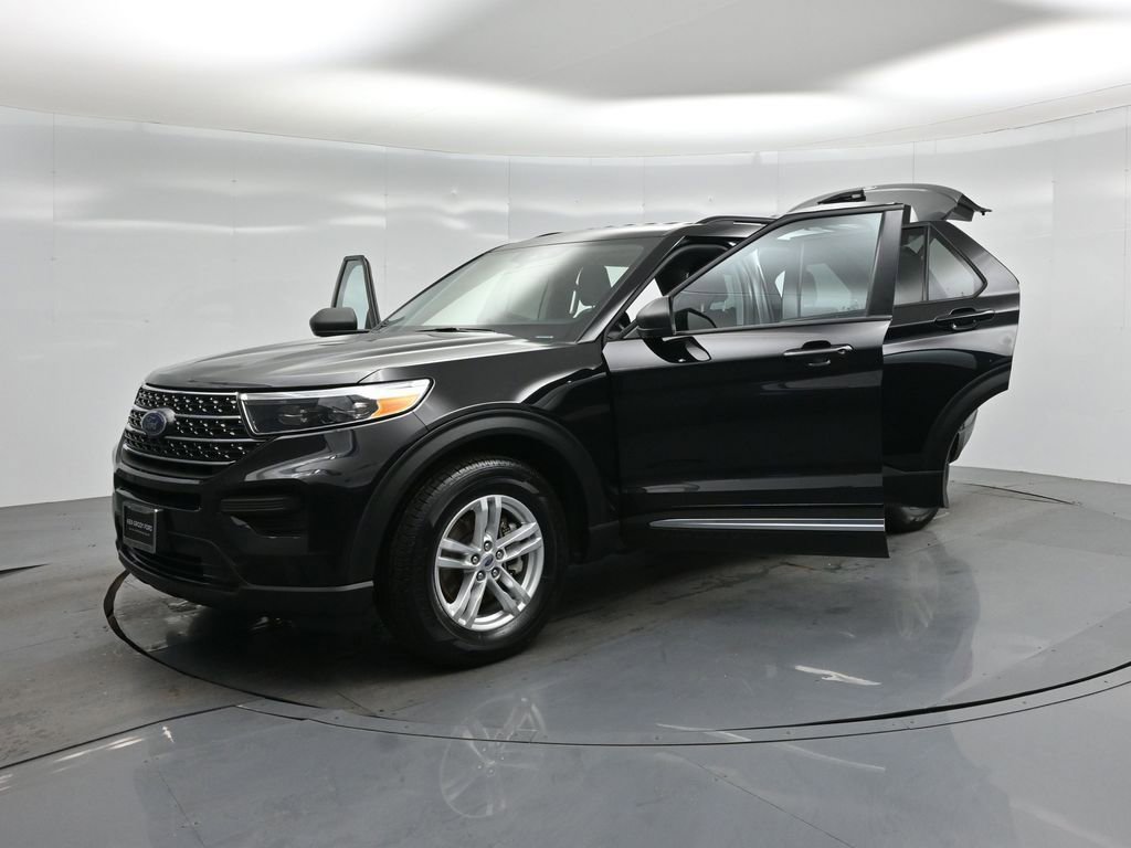 Certified 2022 Ford Explorer XLT image 31