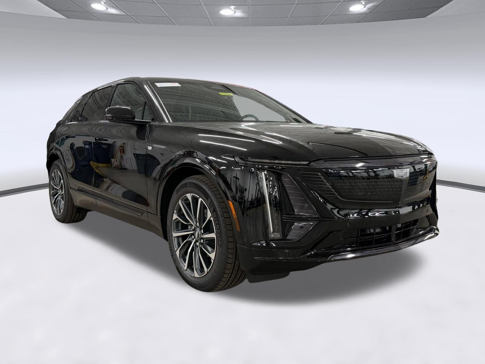 New 2026 Cadillac Lyriq Sport AWD/4WD image 6
