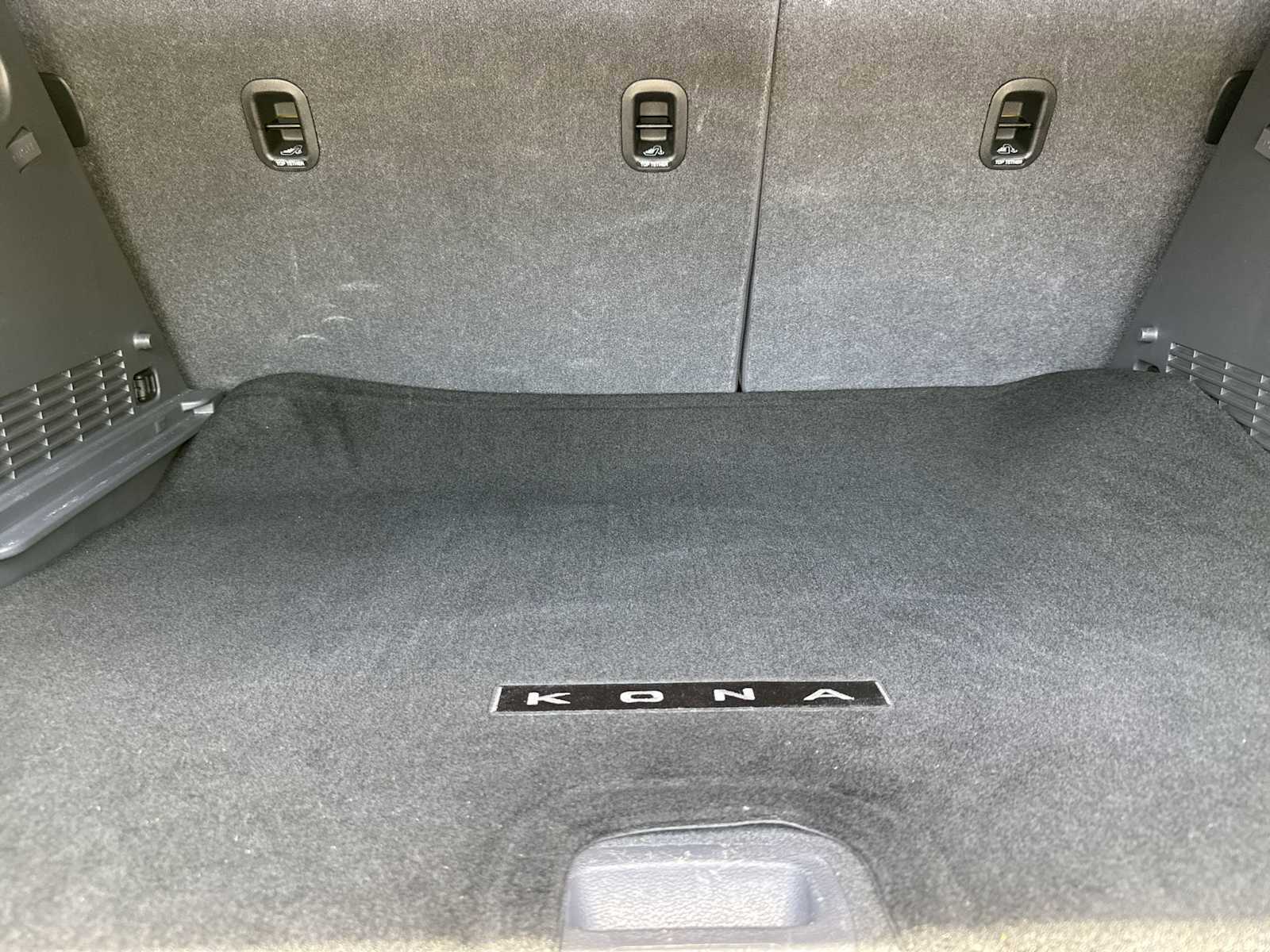Used 2024 Hyundai Kona SEL FWD image 23