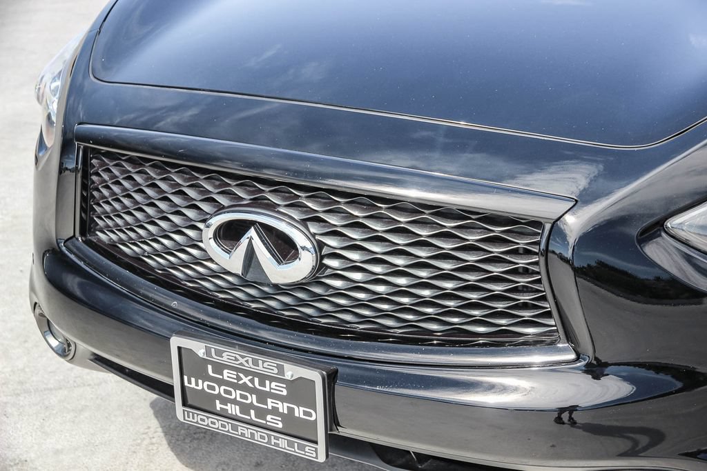 Used 2017 INFINITI QX70 2WD w/ Premium Package image 9