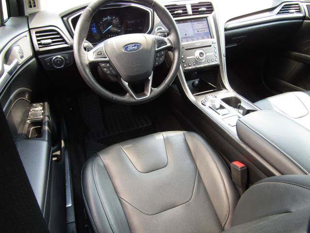 Certified 2019 Ford Fusion Titanium FWD image 2
