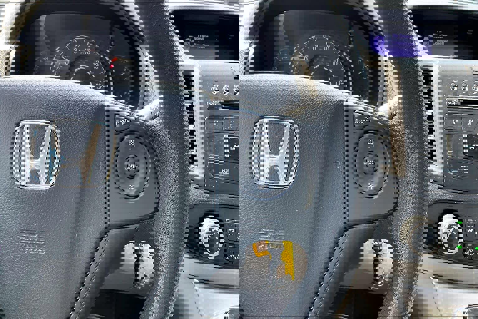 Used 2013 Honda CR-V LX image 25