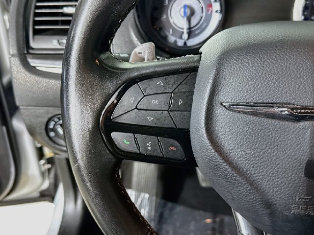Used 2020 Chrysler 300 S RWD image 13