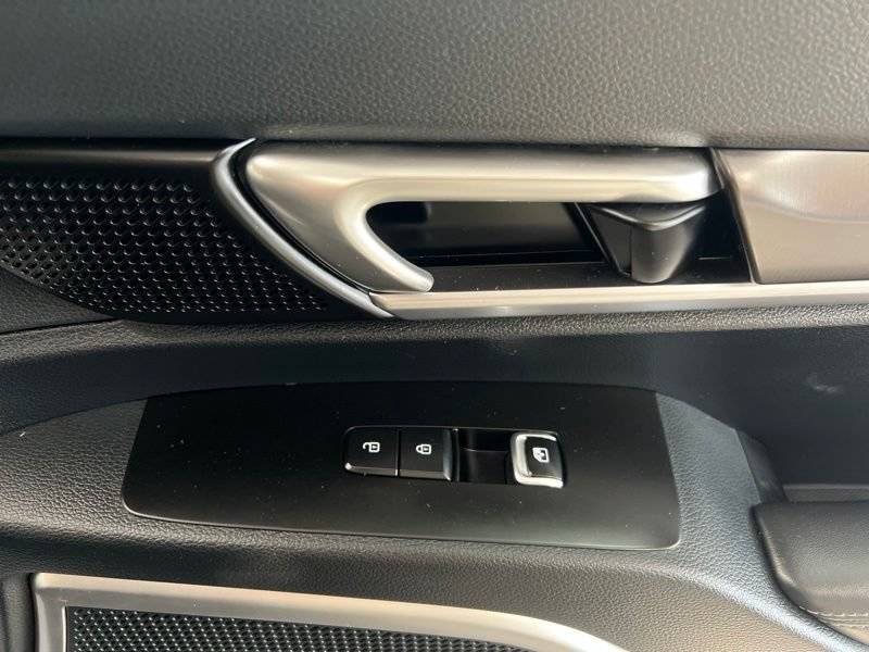 Certified 2024 Kia Telluride LX FWD image 14