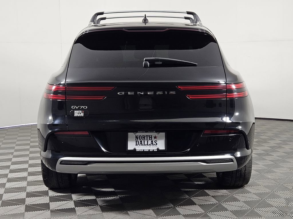 Used 2024 Genesis Electrified GV70 AWD/4WD image 4