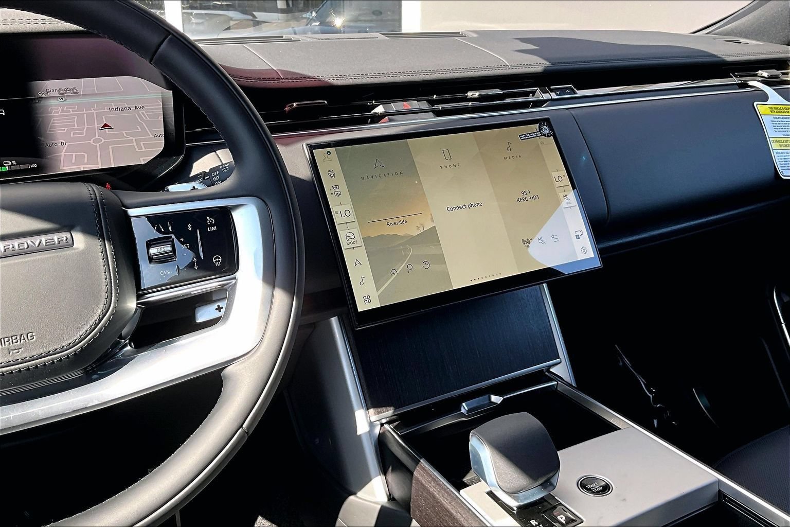 New 2026 Land Rover Range Rover SE AWD/4WD image 7