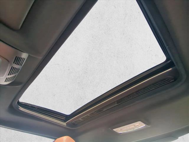 Used 2015 BMW M235i Coupe image 16