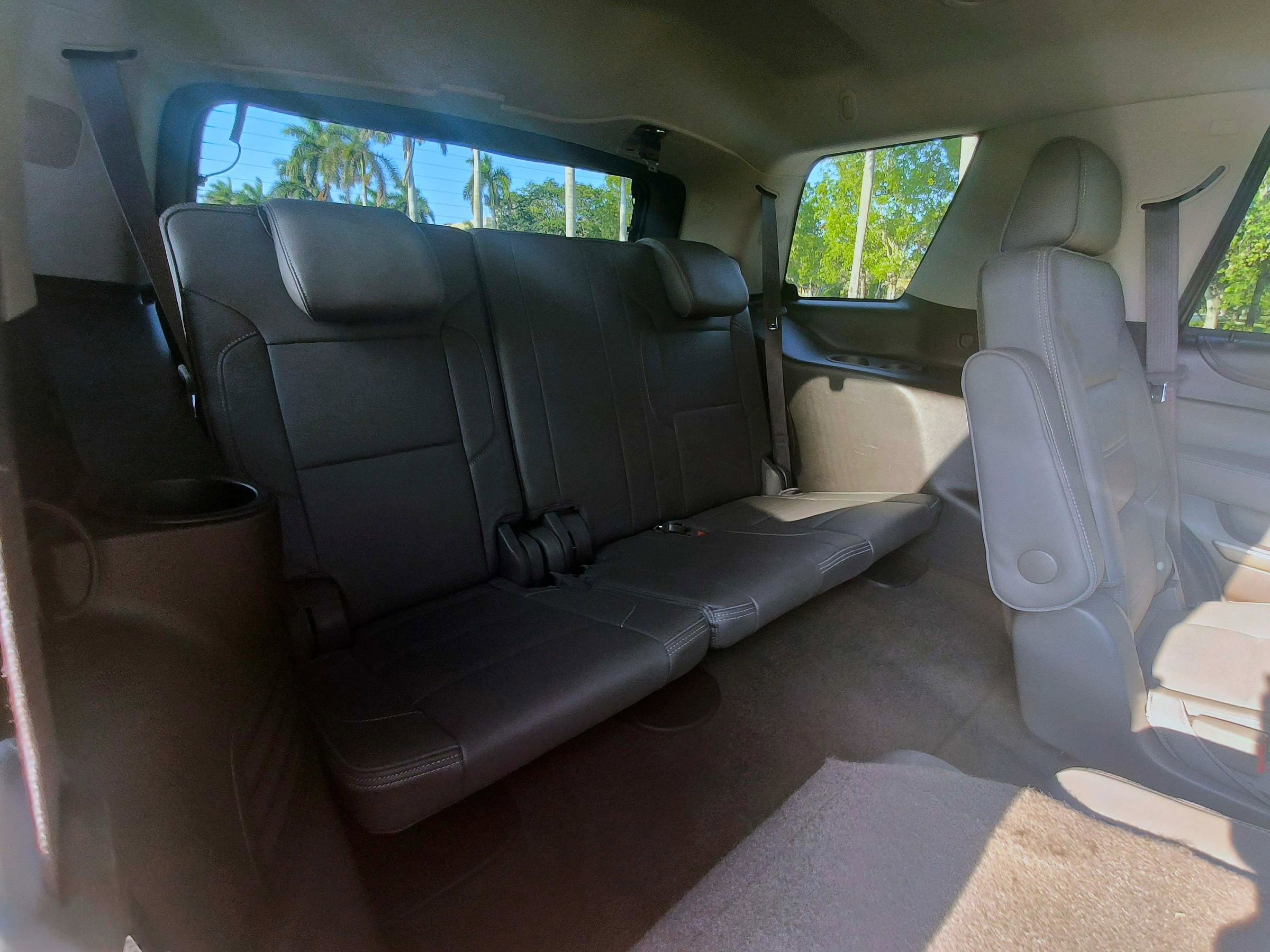 Used 2018 GMC Yukon Denali w/ Enhanced Security Package AWD/4WD image 32