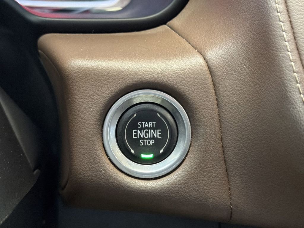 Used 2021 Chevrolet Tahoe High Country RWD image 17