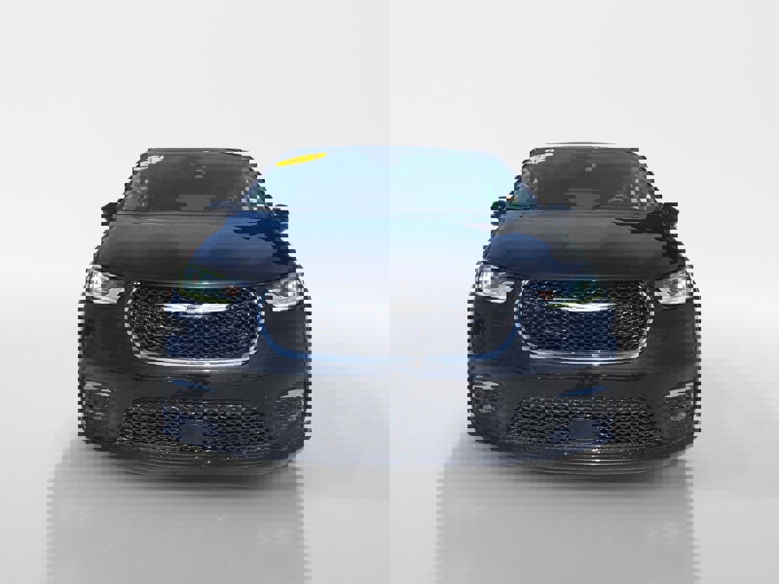 Used 2024 Chrysler Pacifica Touring-L image 8