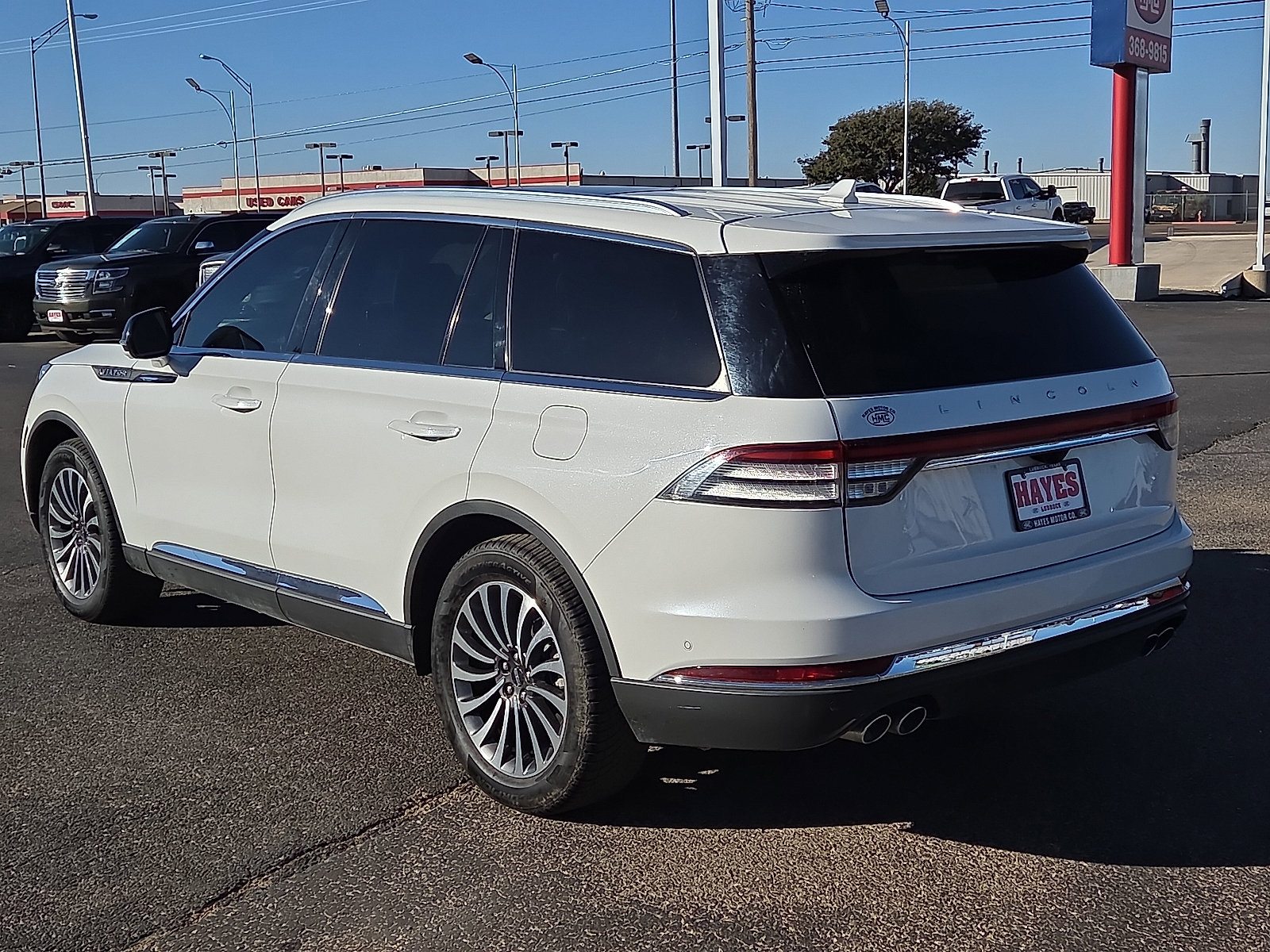 Used 2020 Lincoln Aviator Reserve w/ Equipment Group 201A image 3